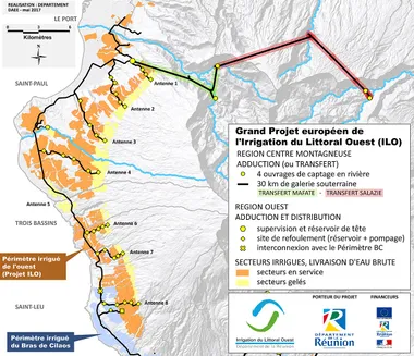 Carte de l'ouest de la Réunion montrant les zones irriguées à l'ouest et les 30km de galeries souterraines au nord en trois grands traits rouges et vert.